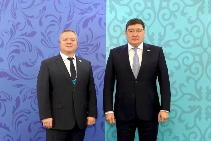 Обсуждение рабочих профессий как ключа к экономическому процветанию на Форуме Казахстана и России {city2}