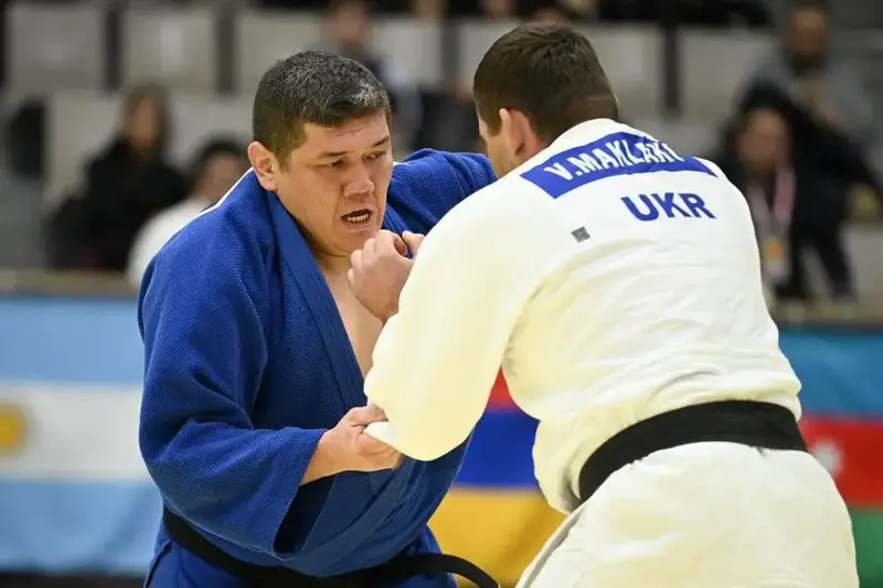 Столичные сурдо-борцы завоевали две медали в первый день турнира в Японии {city2}