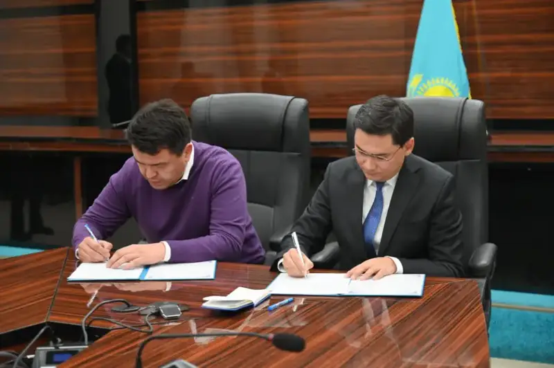 БОЛЕЕ 100 МЕМОРАНДУМОВ О СТАБИЛИЗАЦИИ ЦЕН И СДЕРЖИВАНИИ ИНФЛЯЦИИ ЗАКЛЮЧИЛИ В ШЫМКЕНТЕ (3)