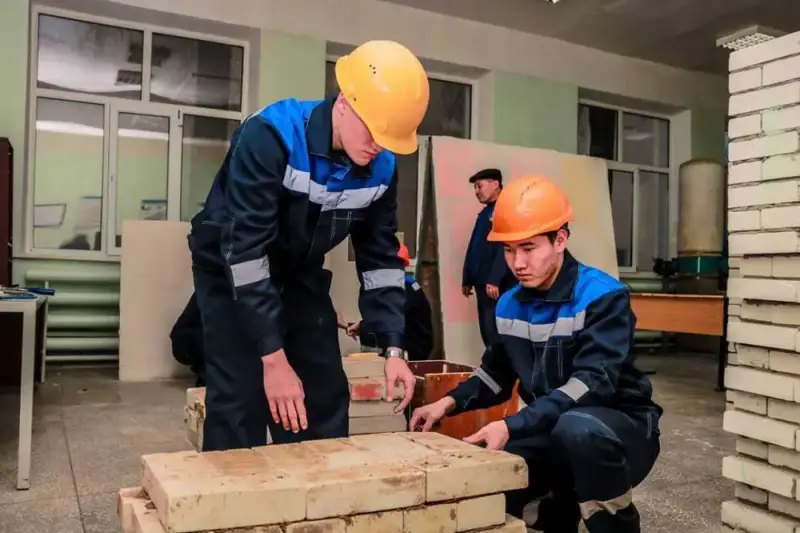 Более 150 студентов колледжей Казахстана участвуют в программах академической мобильности за границей {city2}