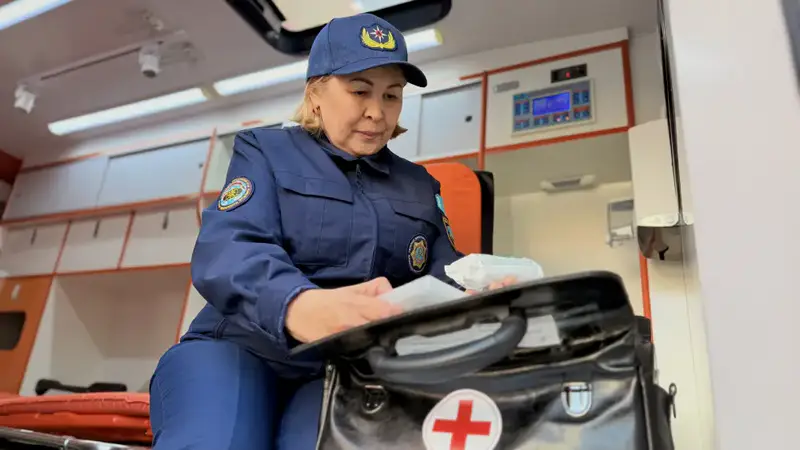 Лица МЧС: фельдшер Дана Доскалиева (6)