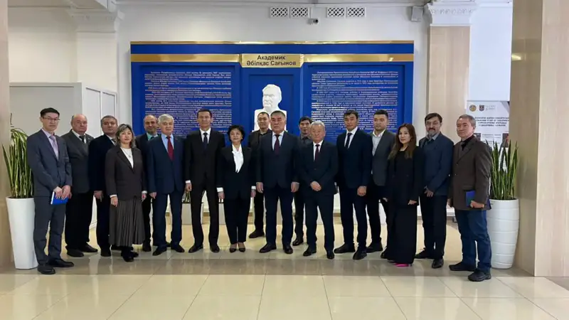 Сотрудничество образовательных учреждений и государственных органов для повышения квалификации в сфере промышленной безопасности {city2}