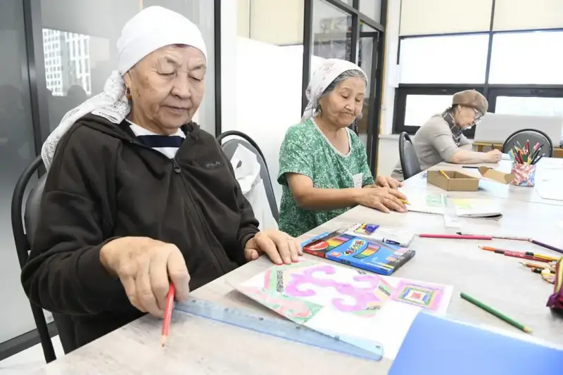 Активное участие пенсионеров в кружках Астаны способствует улучшению качества жизни и социальной интеграции {city2}