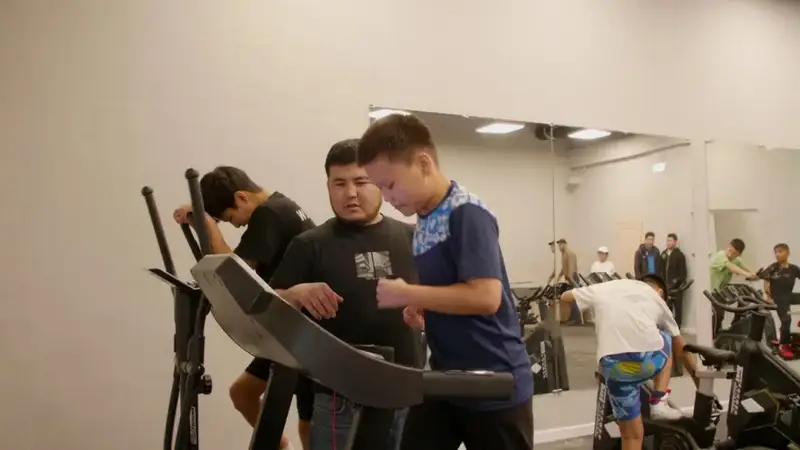 Новый физкультурно-оздоровительный комплекс открыли в столичном районе Алматы (8)