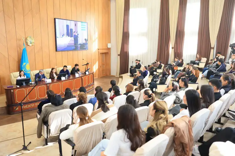 Семинар по медиаграмотности в Шымкенте более 100 специалистов {city2}