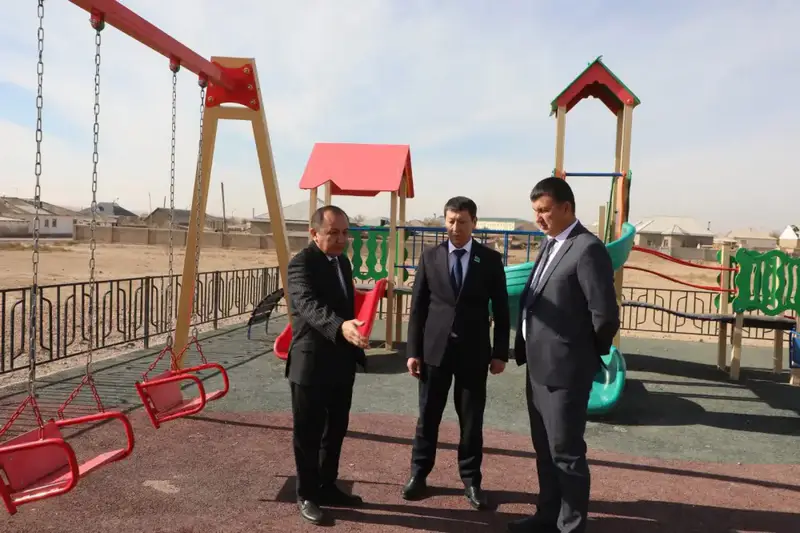 В Сарыагашском районе Туркестанской области открыты новый медицинский объект и детская игровая площадка {city2}