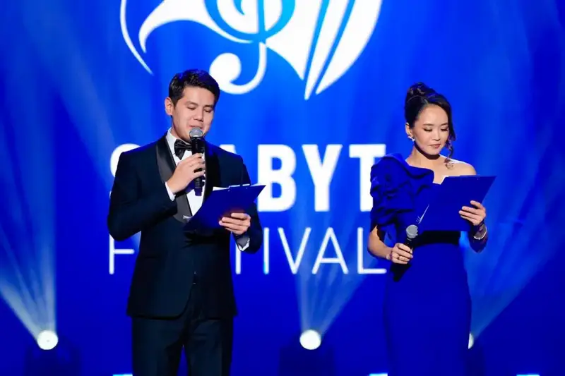 Победителей и призеров Международного конкурса творческой молодежи «Шабыт» наградили в Астане (7)