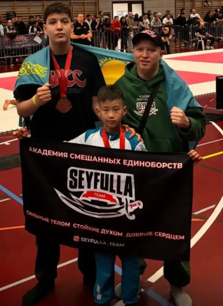 Санжар Комархан из Астаны стал чемпионом Европы по грэпплингу ADCC в Цюрихе {city2}