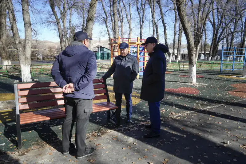 В Карабулаке открылся новый парк с универсальными спортивными площадками и аллеями {city2}