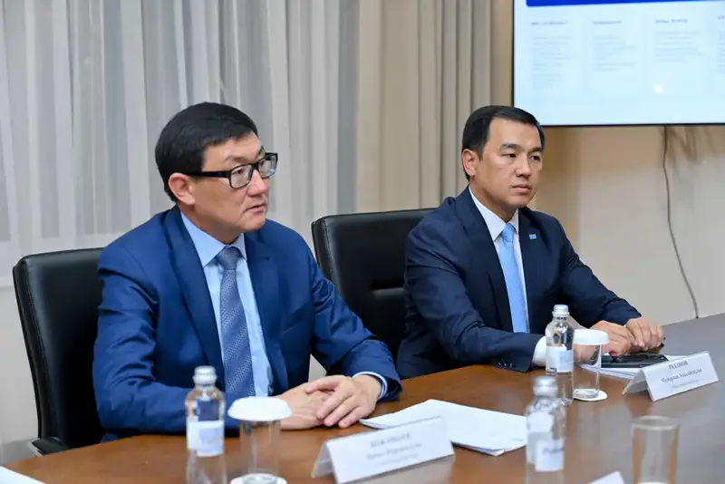 В Семее обсудили строительство детской академии по футзалу (3)