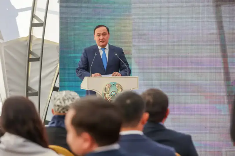 Электростанция на старте: 80 рабочих мест впереди! {city2}