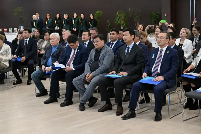 Астана: более 7000 документов о Казахстане {city2}