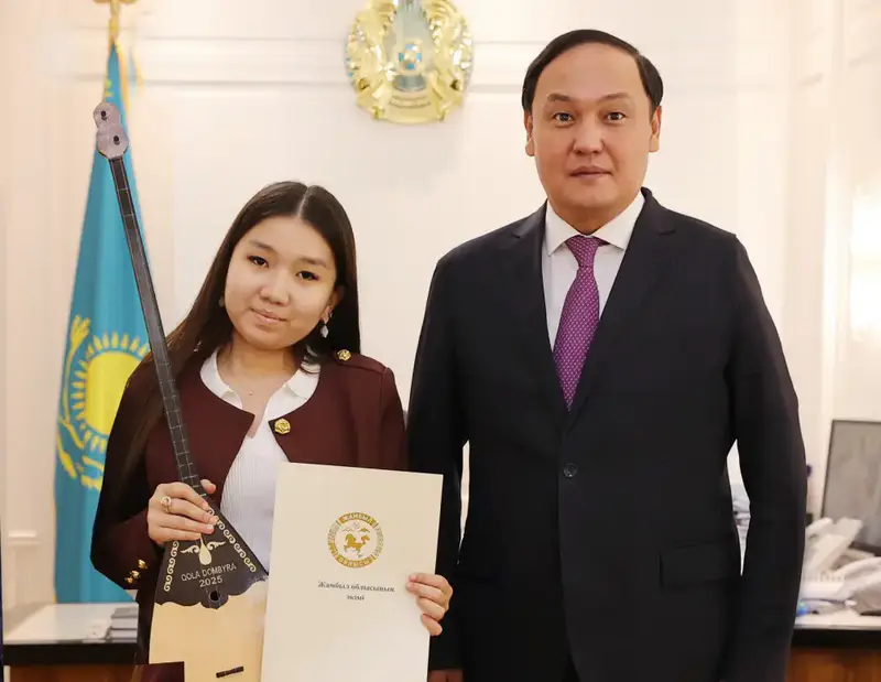 Аким Жамбылской области встретился с Инжу Жанабай {city2}