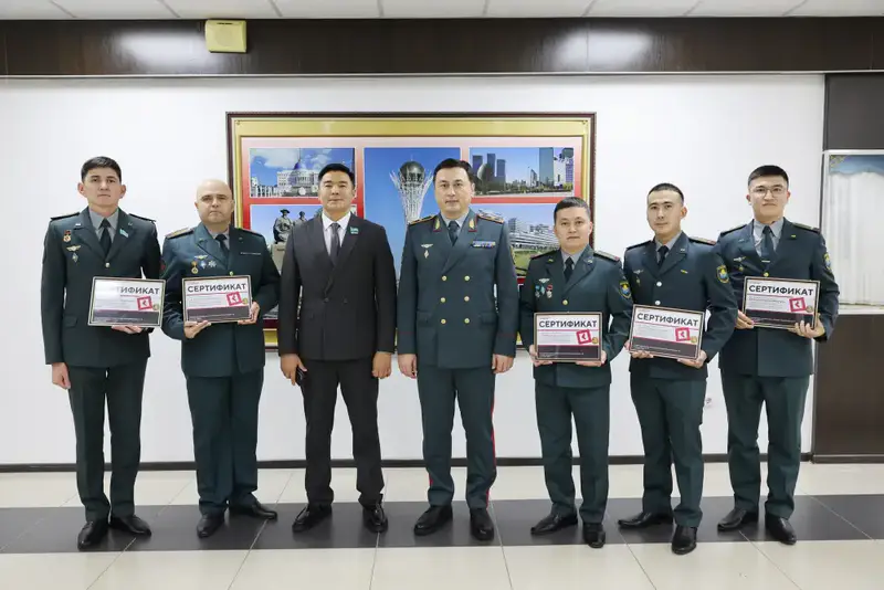 Гвардейцы получают возможность бесплатного обучения в лучших вузах Казахстана через конкурс «Срочник 2.0» {city2}