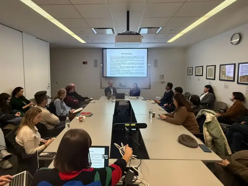 Лекция в Гарварде: анализ социальной эволюции конституционного права Казахстана {city2}