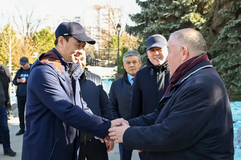 Новый сквер в Алматы: шаг к улучшению городской среды и активному отдыху горожан {city2}