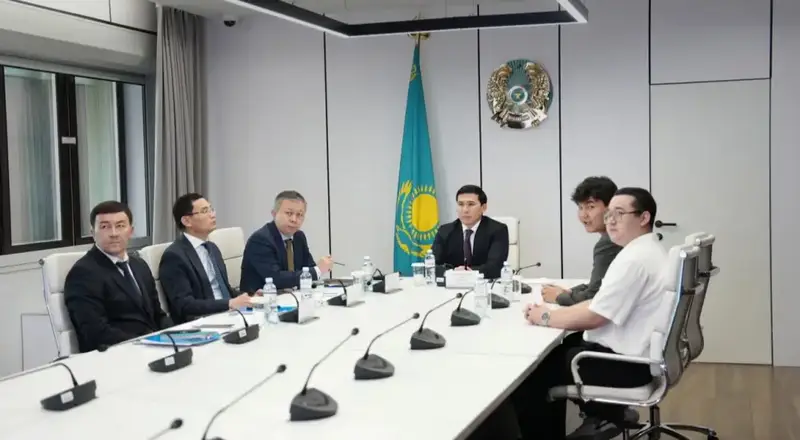 Министр туризма и спорта провёл личный приём граждан (2)