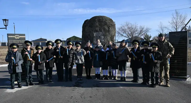«Алаш! Әруақ! Абылай!» — казахские военные традиции ожили на Дне батыров в Караганде (4)