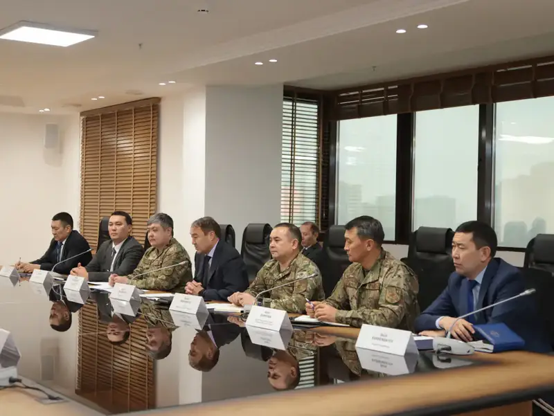 Сотрудничество между МЧС Казахстана и Посольством Германии: Взаимодействие для безопасности {city2}