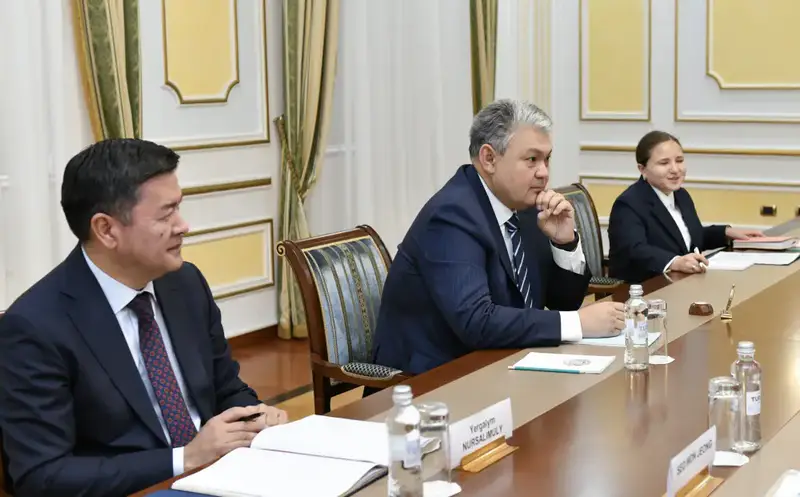Глава МИД Казахстана провёл встречу со Специальным посланником Министра иностранных дел Южной Кореи (3)