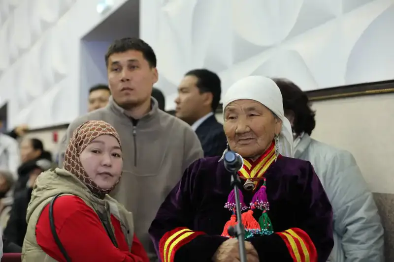 Нурдаулет Килыбай выслушал проблемы жителей города Жанаозен (7)