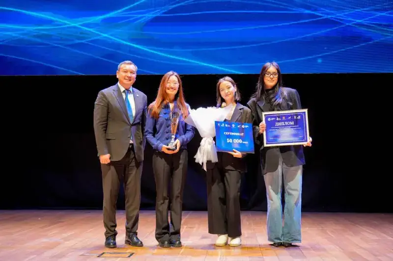 В Астане зажглись звезды фестиваля «Жастар Жалыны – 2025»: более 5 000 студентов объединили творчество и спорт {city2}