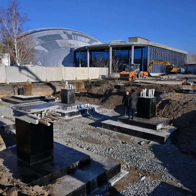 Глава региона Асаин Байханов совершил рабочий объезд областного центра и ознакомился с ходом реализации нескольких проектов (5)