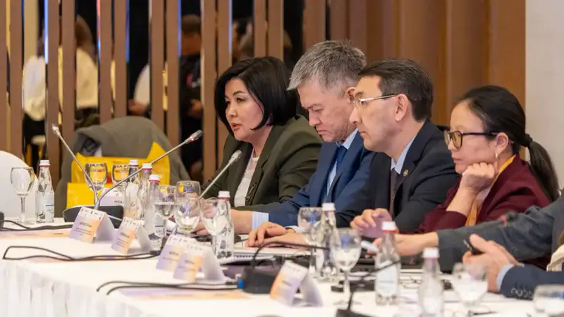 Обсуждение борьбы с бытовым насилием на региональной конференции в Алматы: важный шаг к изменению общественного сознания {city2}