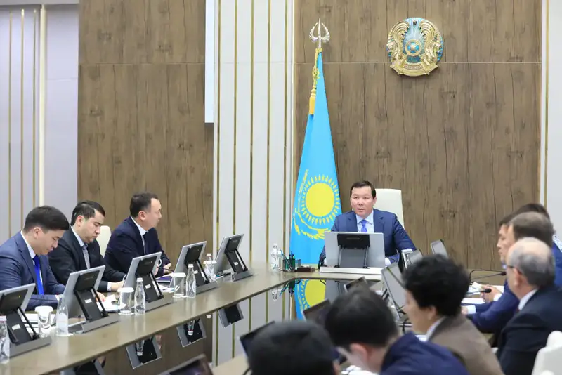 Обеспечение жизненно важных лекарств для более чем 137 тысяч актюбинцев: вызовы и решения в системе здравоохранения {city2}