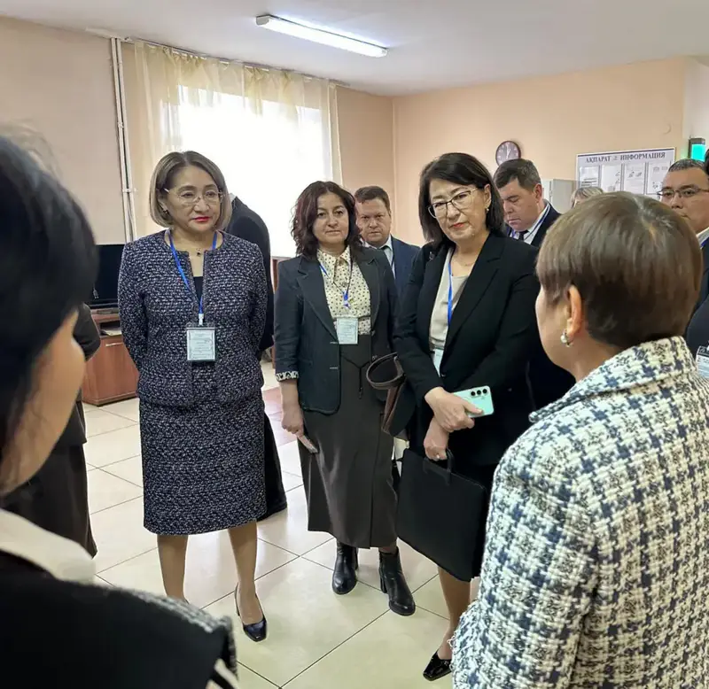 Сархат Бейсенова посетила Национальный центр гигиены труда и профессиональных заболеваний и отметила значимость исследований {city2}