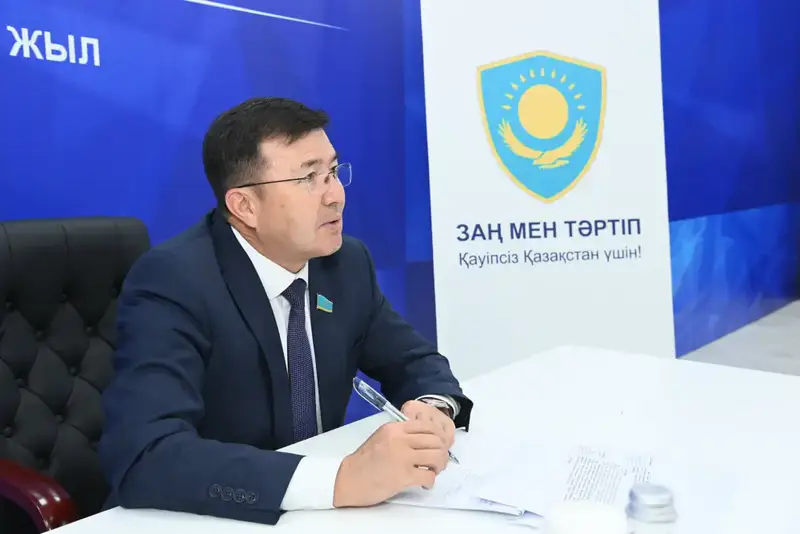 Личный прием граждан в Жалагашском районе: вопросы жителей о ремонте и трудоустройстве {city2}