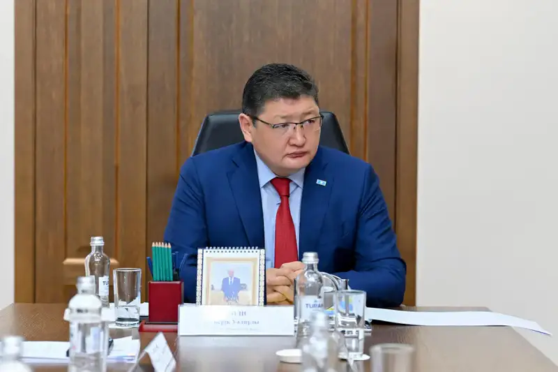 Семей: строительство академии по футзалу для детей {city2}