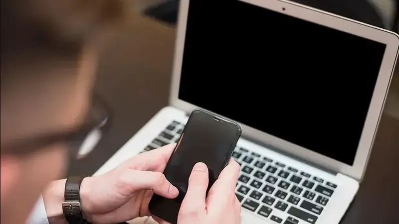 Полицейские Караганды предупреждают об онлайн-мошенничестве {city2}