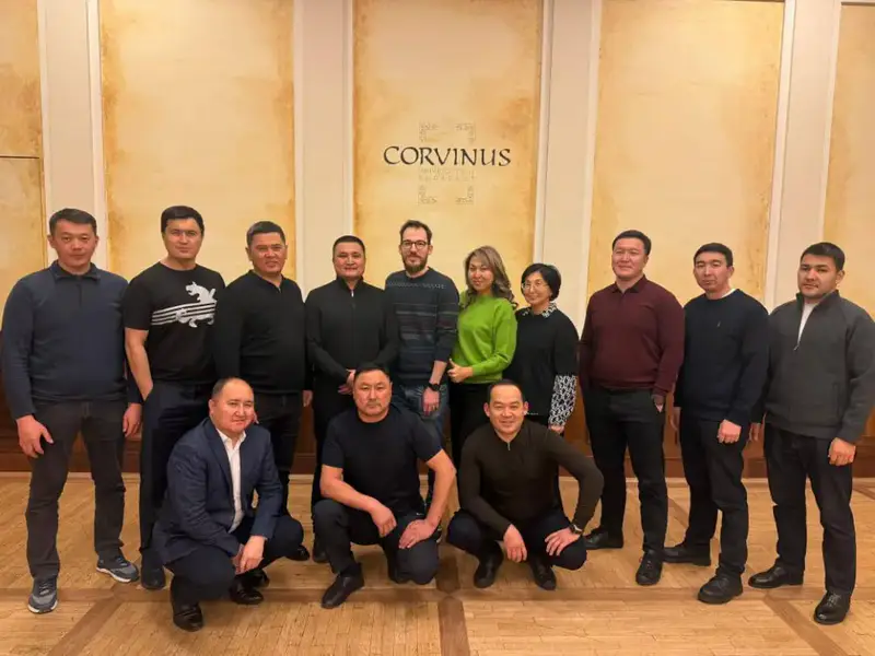 Казахстанские эксперты в Венгрии: обучение водной дипломатии для решения глобальных водных проблем {city2}