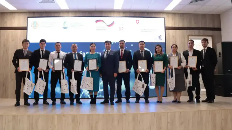 Более тысячи школьников Кызылординской области приняли участие в открытом уроке на тему экономии воды (9)