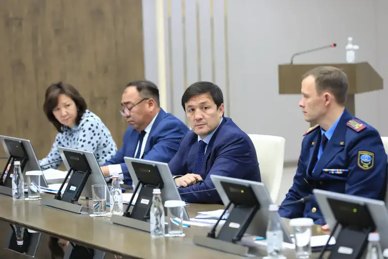 Свыше 137 тысяч актюбинцев обеспечены лекарствами в рамках гарантированной государственной помощи (2)