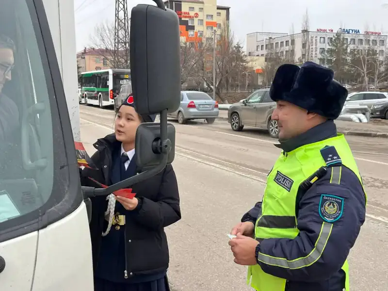 Рейд юных инспекторов и полиции по соблюдению ПДД в Костанае {city2}