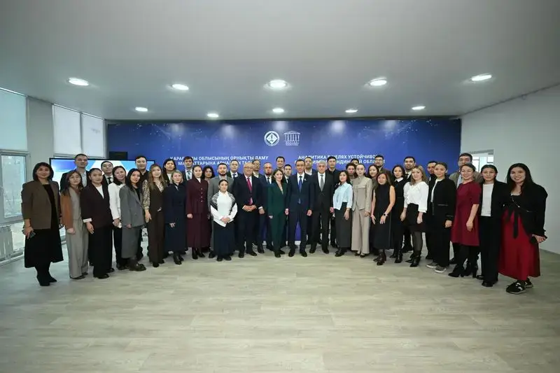 Спикер Сената встретился с работниками предприятий Карагандинской области и выступил с лекцией перед молодёжью (6)