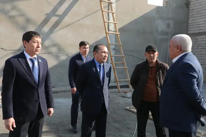 Развитие птицеводства в Сарыагашском районе: новые рабочие места и улучшение качества продукции {city2}