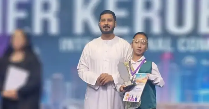 Учащаяся из Казахстана завоевала Гран-при на международном конкурсе декоративно-прикладного искусства в Дубае {city2}