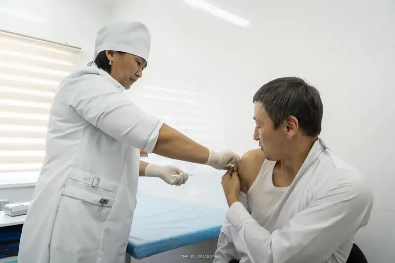 Улучшение медицинской инфраструктуры в Панфиловском районе: последствия для жизни местных жителей и привлечения специалистов {city2}