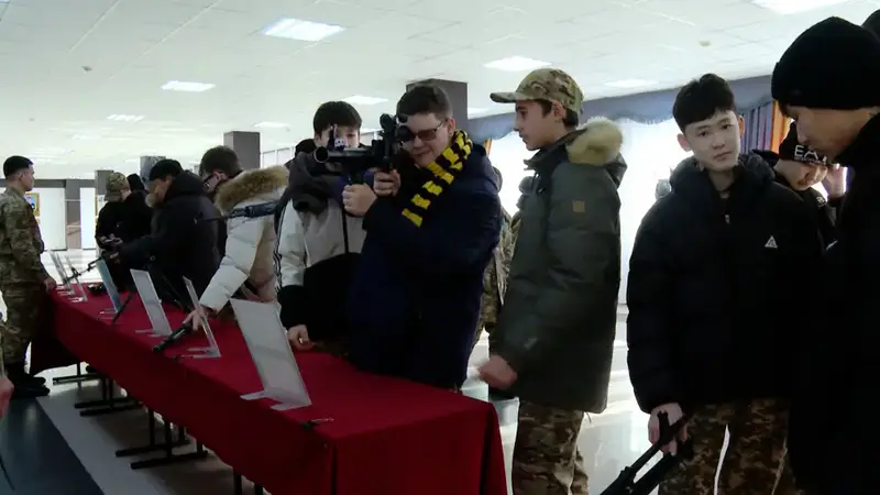 Будущие защитники Отечества: День открытых дверей в Национальной гвардии России привлекает внимание молодежи {city2}