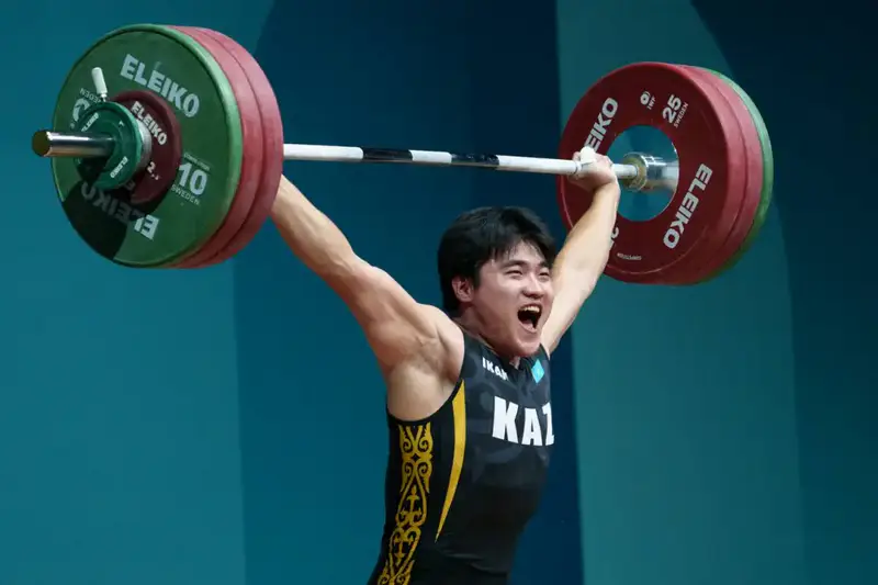 Едиге Емберды: три медали — три разных цвета! {city2}