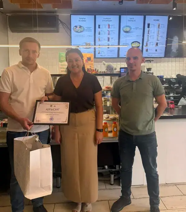 Карагандинским кафе помогают грамотно оформлять меню на казахском языке (3)