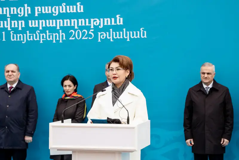 В Астане торжественно открыли улицу Месропа Маштоца {city2}