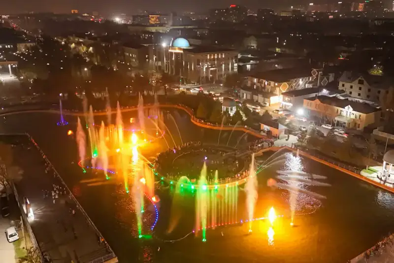 Запуск музыкально-огненного фонтана в Шымкенте: новый этап в культурном развитии города {city2}