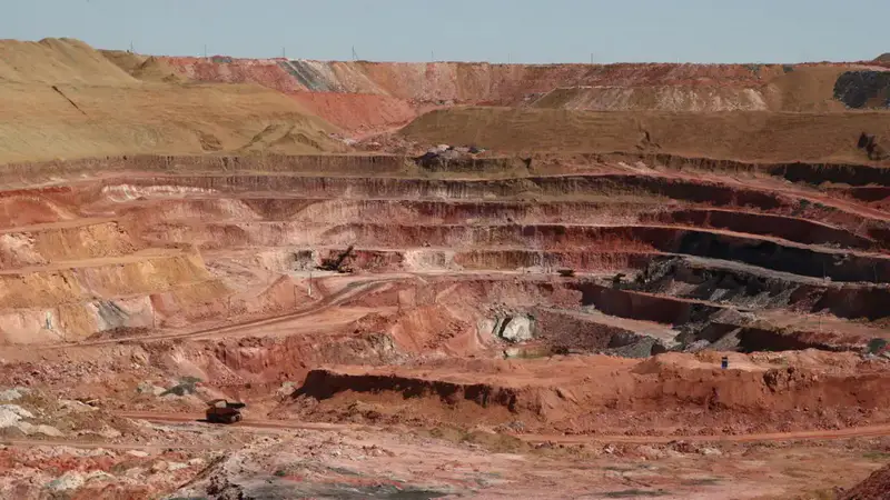 Запасы золота в Иране увеличились на 98 тонн {city2}