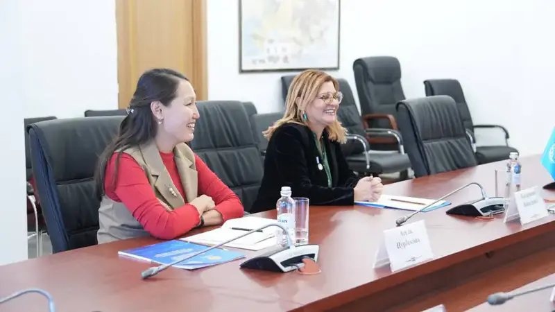 Мост к устойчивому будущему: министр Нысанбаев и представитель ПРООН обсуждают экологические горизонты {city2}