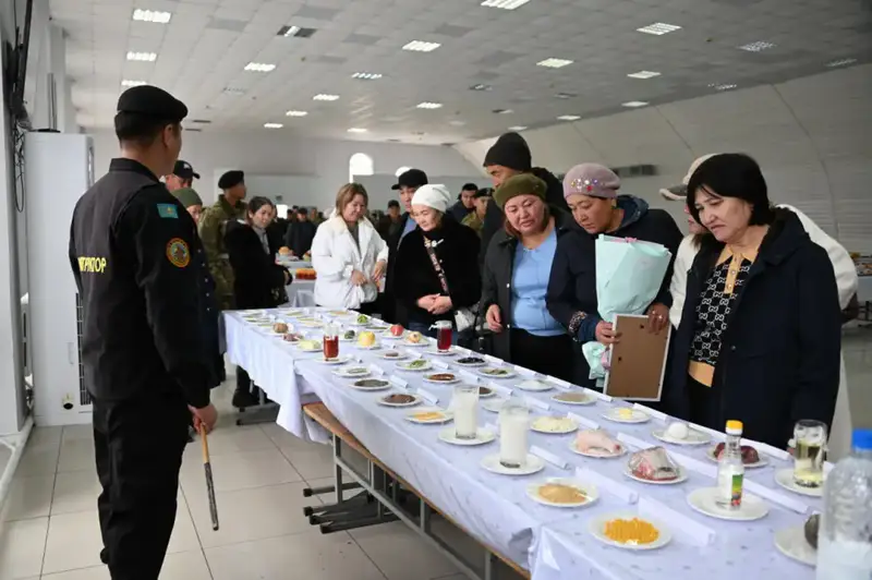 Бригаду морской пехоты посетили более ста родителей солдат (3)