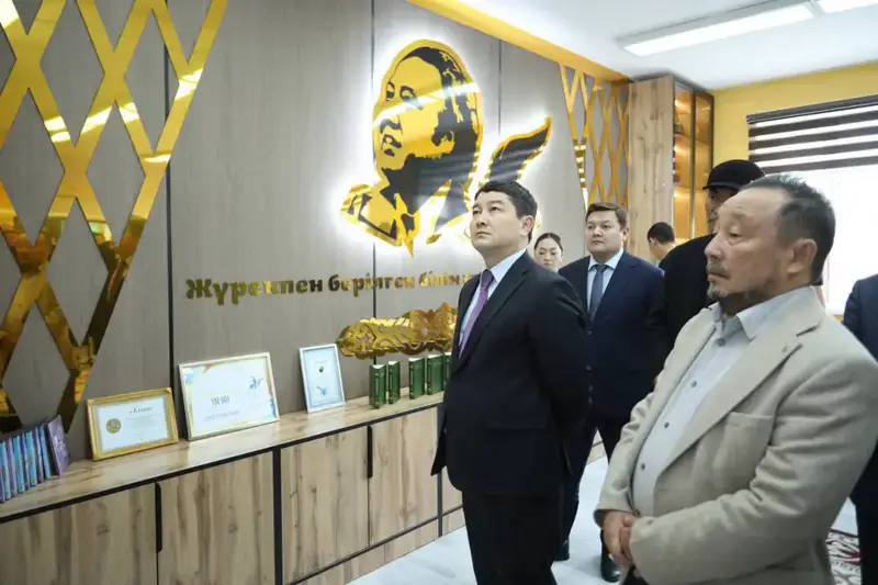 В Жанаозене открылся посвященный творчеству Абиша Кекилбайулы кабинет «Әбіштану» (7)